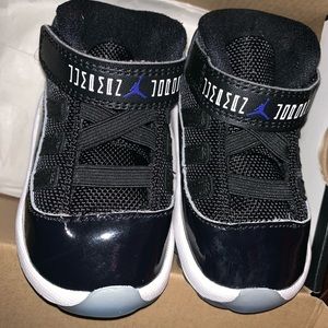 Retro 11 space Jam